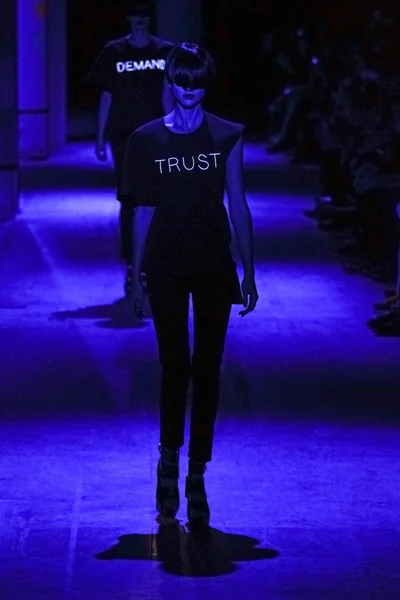 Look 41